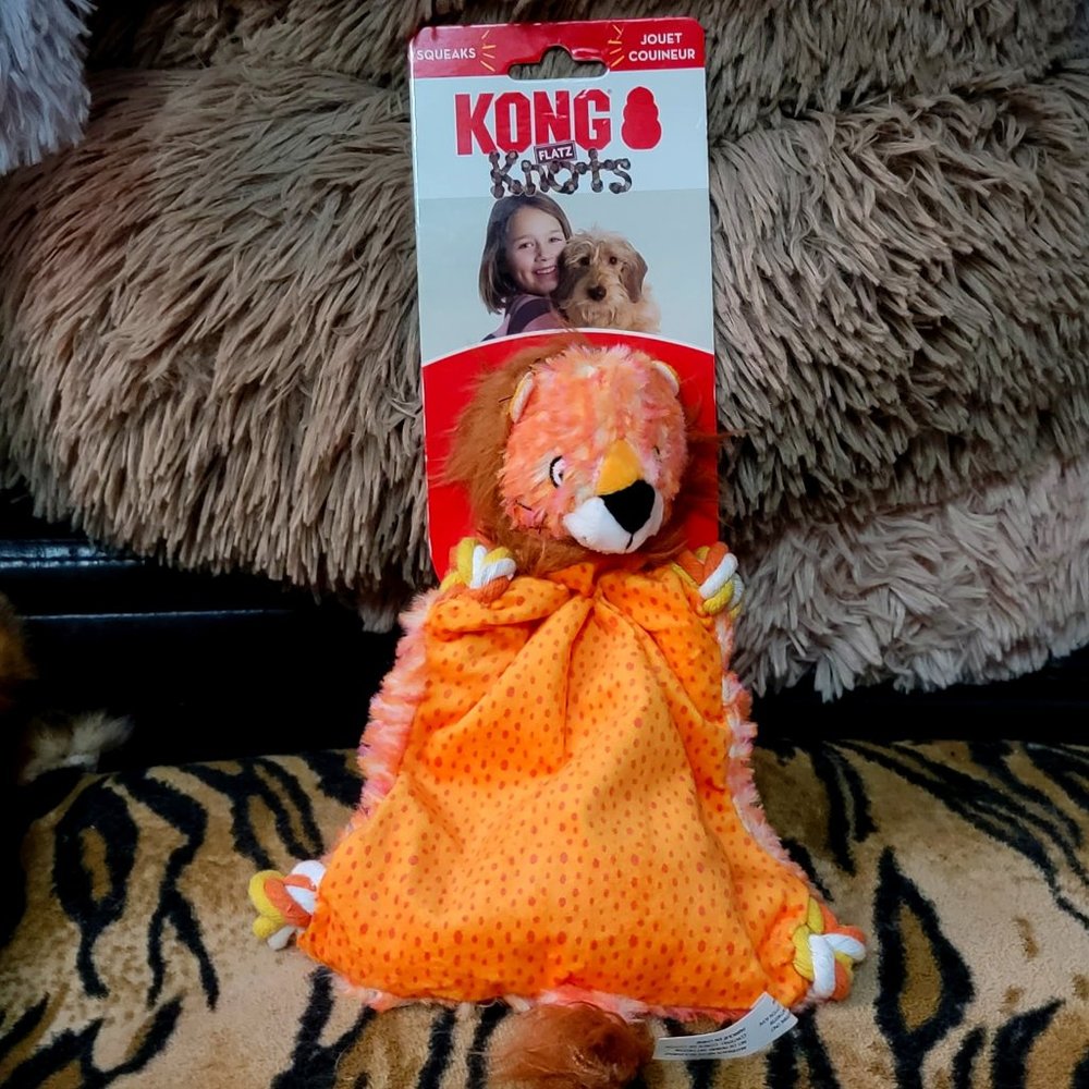 Kong Dog Toy Knots Flatz Lion Small /Med New!